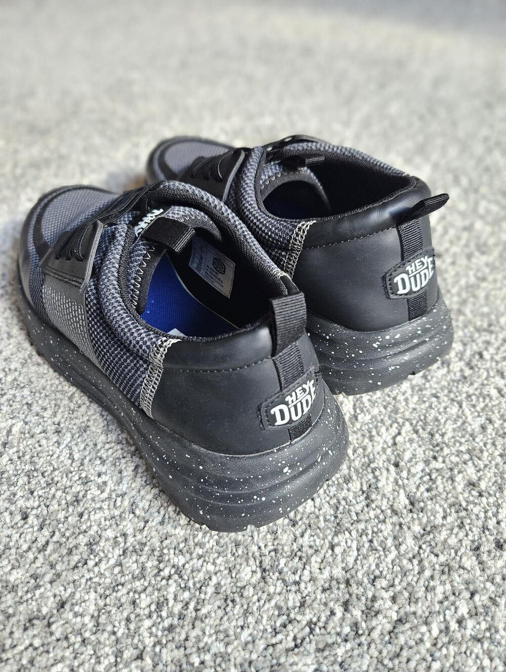 Youth All Black Hey Dudes Size 7 - Picture 4 of 5